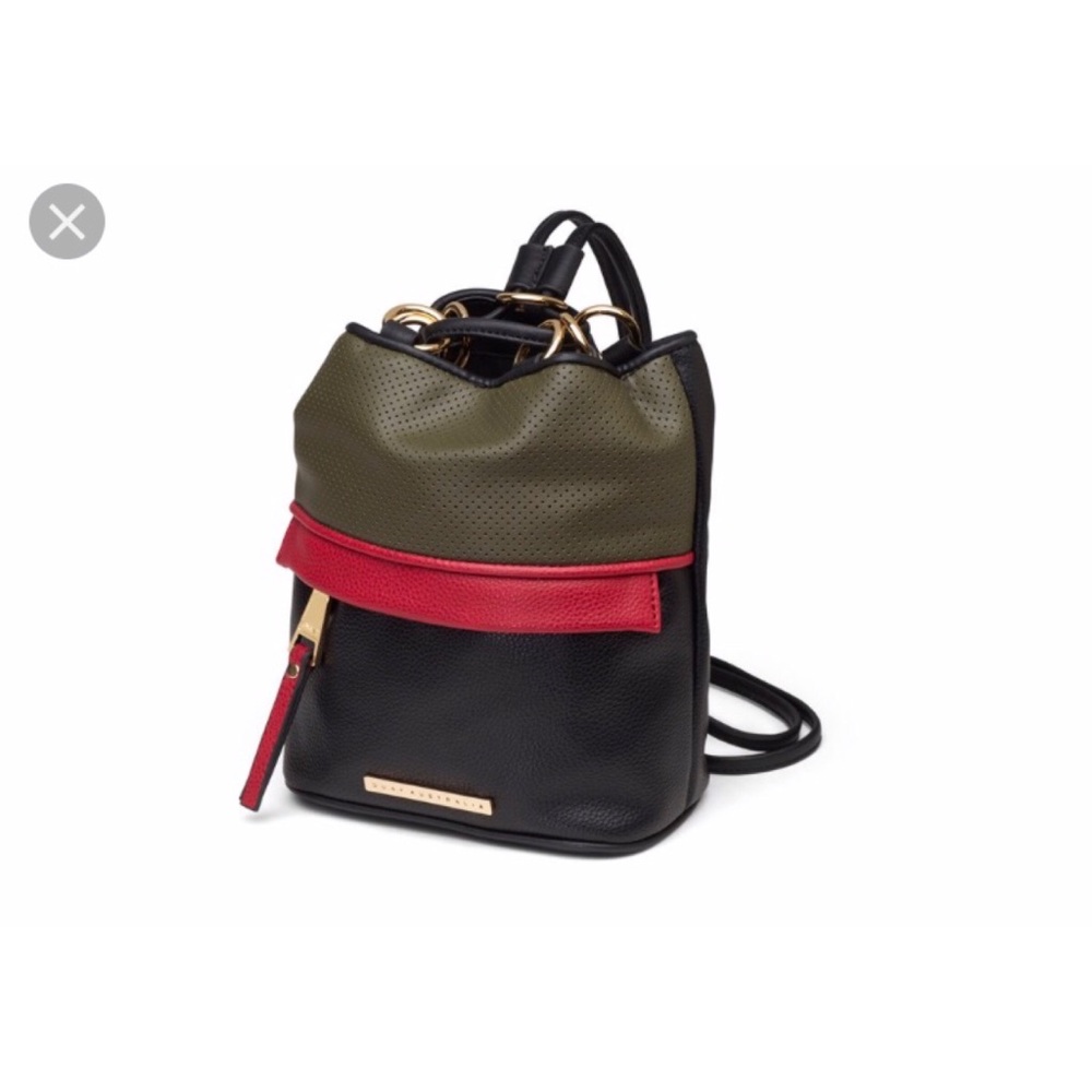 Quay Australia Drawstring Backpack
